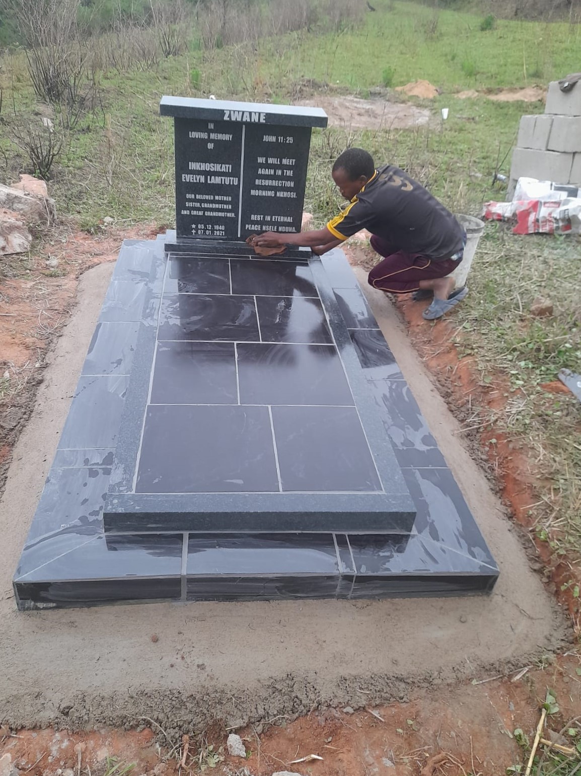 Tombstone_16 - R8,500